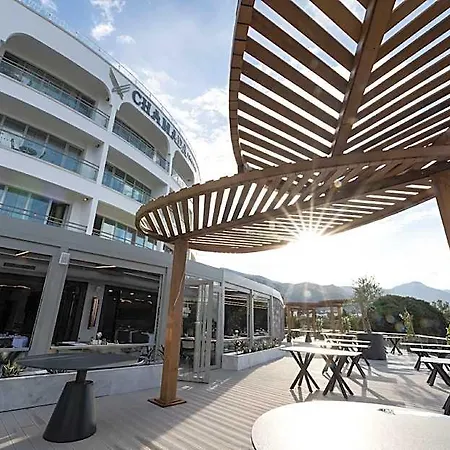 Chamada Prestige And Casino Отель