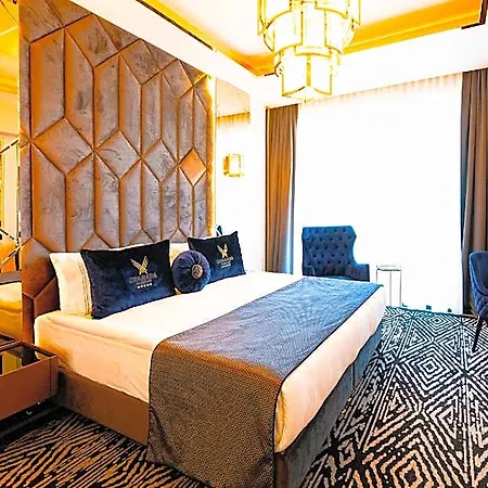 Chamada Prestige And Casino Отель 3*