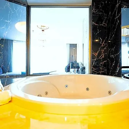 Chamada Prestige And Casino Отель 3*
