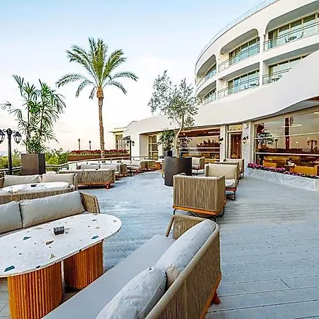 Chamada Prestige And Casino Кирения