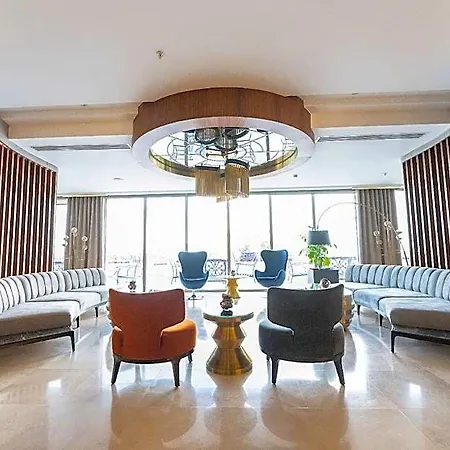 Отель Chamada Prestige And Casino 3*